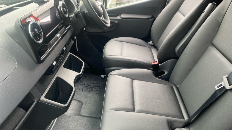 Mercedes-Benz Sprinter 315Cdi L3 Diesel Rwd 3.5t H2 Pro Van 9G-Tronic